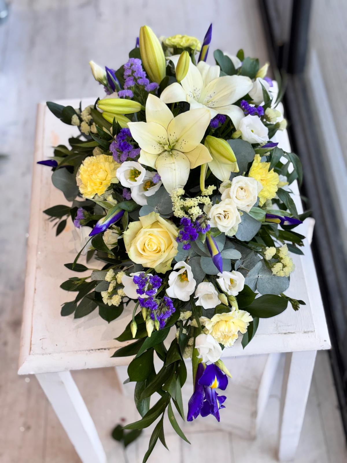 Blue and Lemon Spray